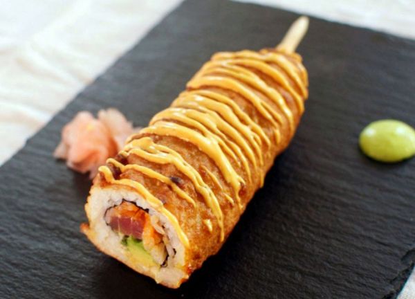 Be creative! The strangest combinations work well with sushi. Have you ever tried adding fish roe, pate or pineapple to your sushi?